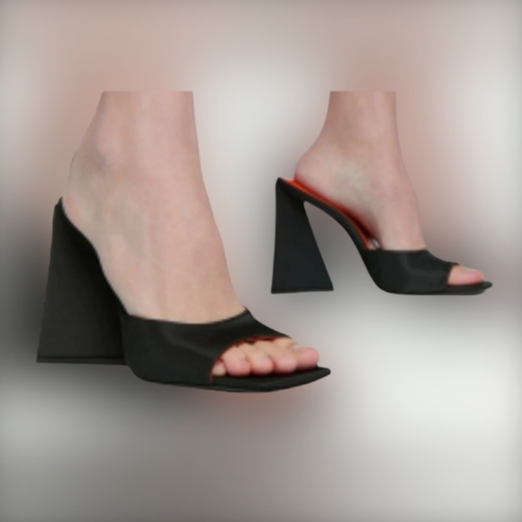 Radia Chunky Triangle Mule Sandals - Picture 2 of 14